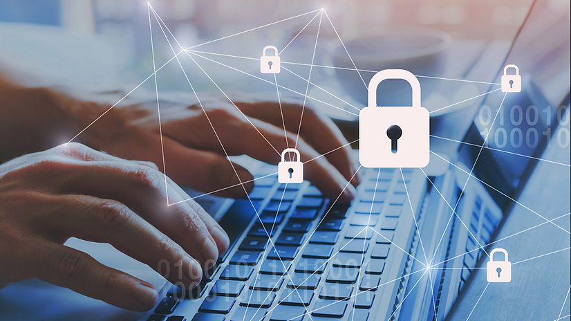 Digital lock for BSI-certified SAP security.